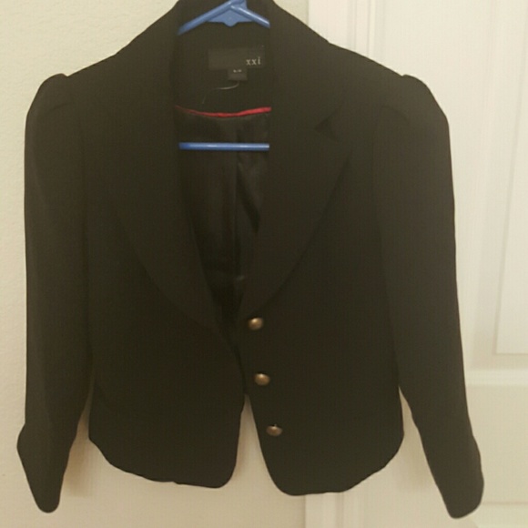 Forever 21 Crop 3/4 Sleeeves Blazer