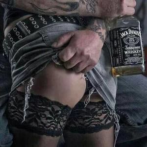 Meet your Posher, Tina