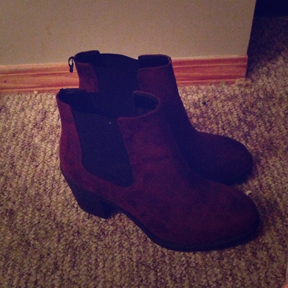 Brown boots