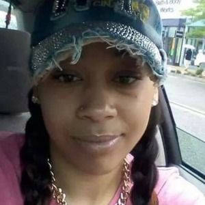 Meet your Posher, Alisha