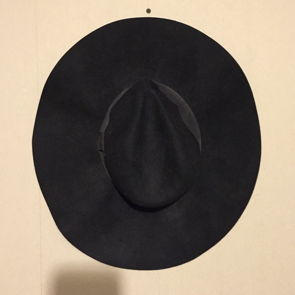 Black hat