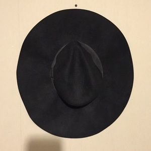 Black hat