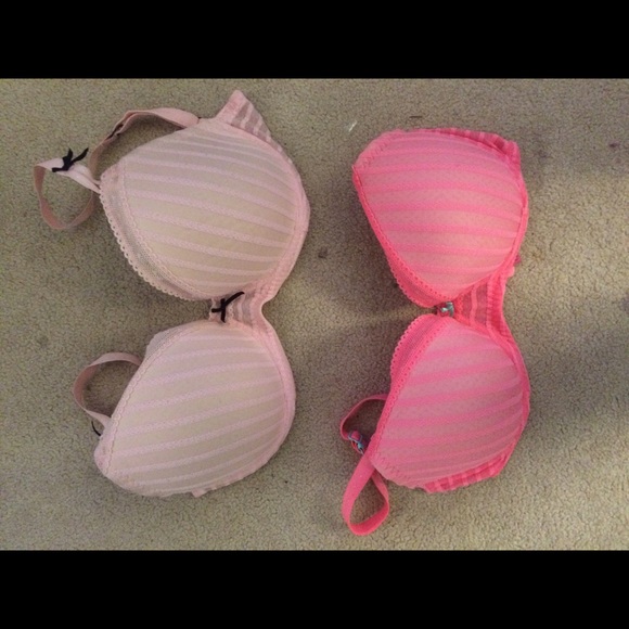two Betsy Johnson bras!! - Picture 2 of 3