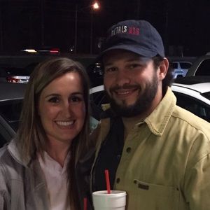 Meet your Posher, Shea