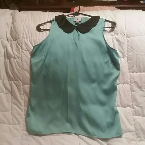 Sleeveless Blouse