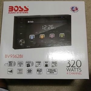 New still in box Boss car radio