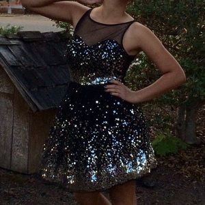 Black sparkly sequin prom/homecoming dress