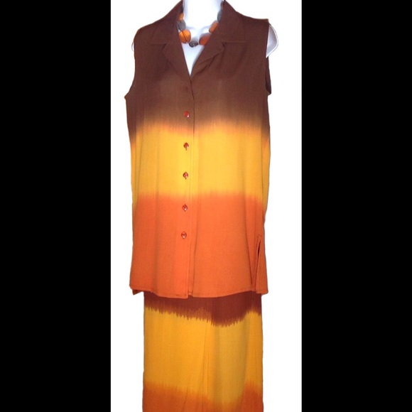 🎀 HP 🎀 Wrap-around Skirt with Sleeveless Blouse - Picture 2 of 4