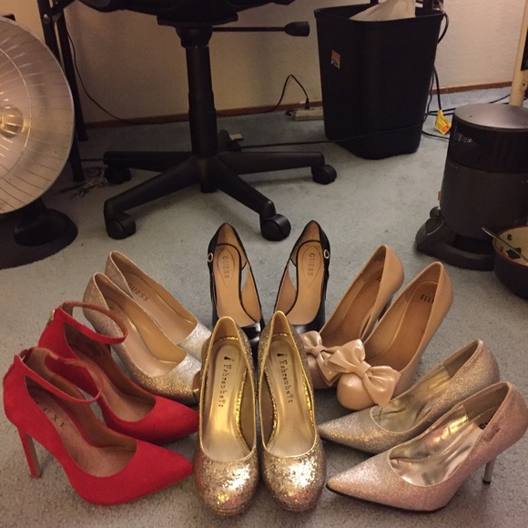 Heels - Picture 2 of 3