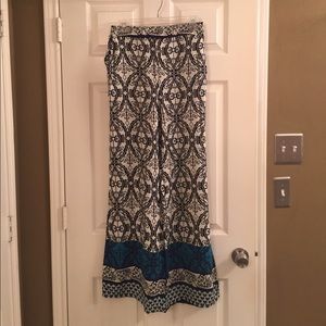 Slacks, Pull-On Styling, Front Slant Pockets