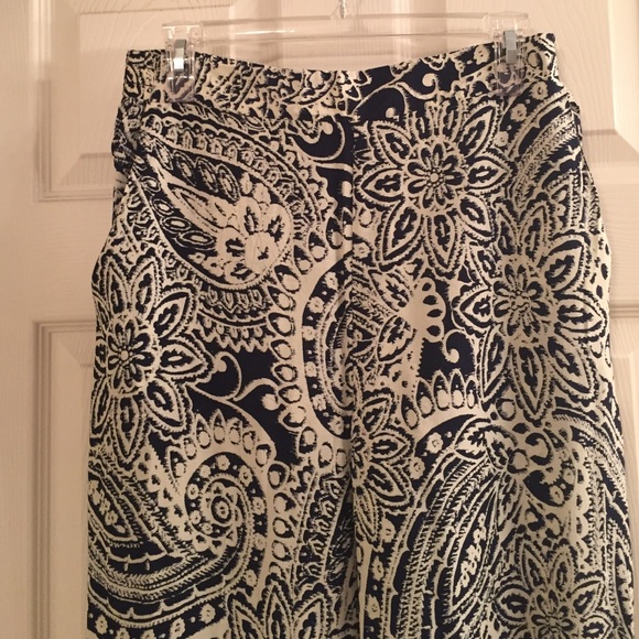 Slacks, Pull-On Styling, Front Slant Pockets