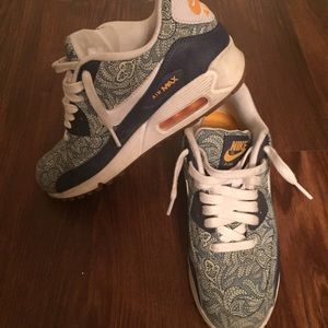 Nike Air Max 90