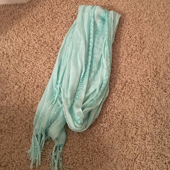 Forever 21 scarf