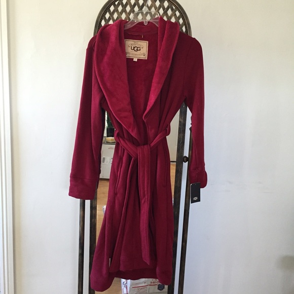 UGG authentic Duffield sangria robe Sz L new - Picture 2 of 4