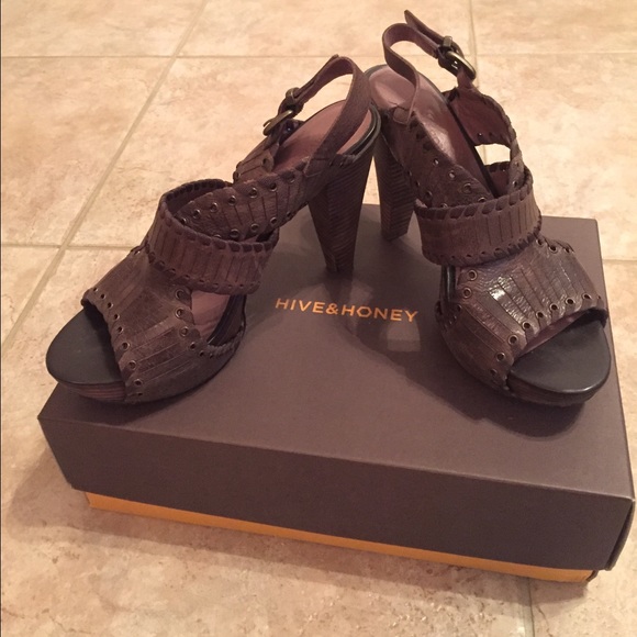 Hive & Honey Heels 😘