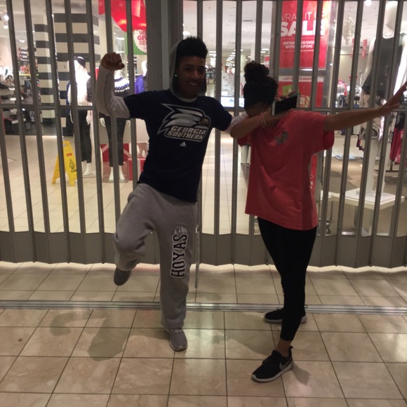 Meet your Posher, Savannah