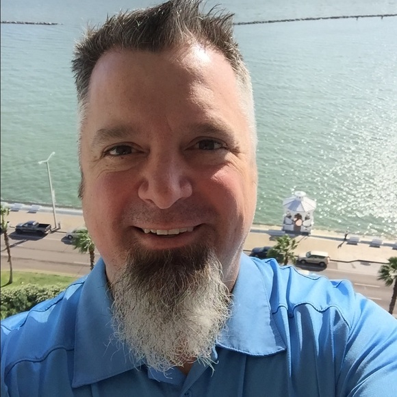 Meet your Posher, Brian