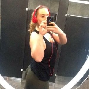 Meet your Posher, Britt