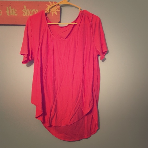 SOLD Pink shirt - Picture 1 of 2