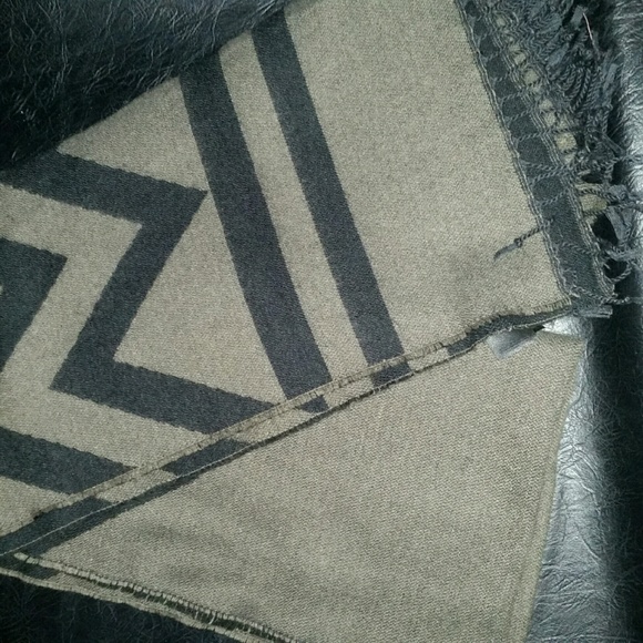 H&M scarf