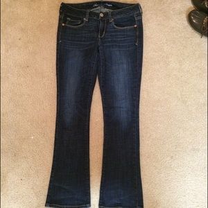 American Eagle Skinny Kick Jeans