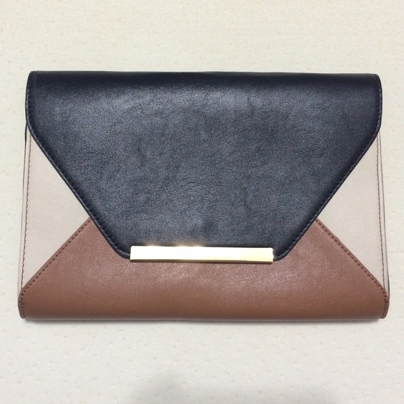NWT Express Vegan Clutch black brown cream colored