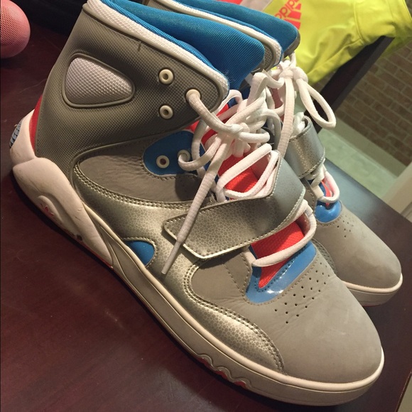 Women's Adidas Tubular Tennis Shoes