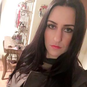 Meet your Posher, Lorena