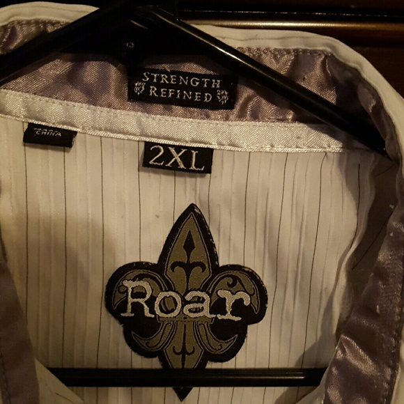 Roar shirt - Picture 1 of 2