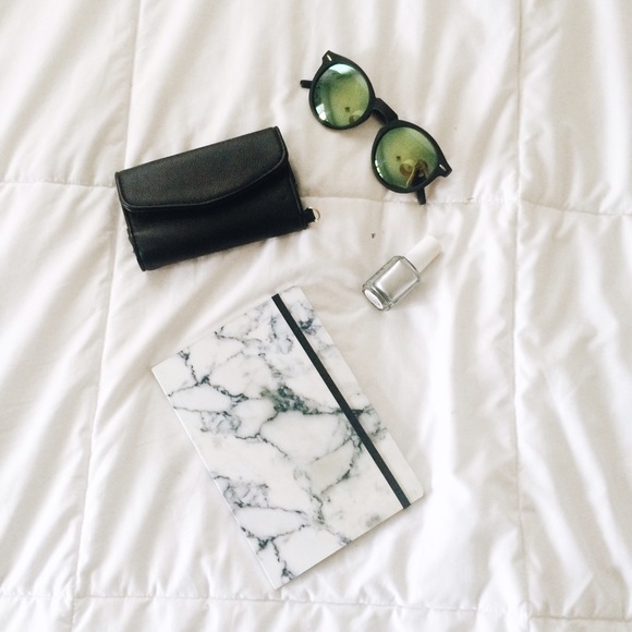 Black Wallet with iPhone Holder