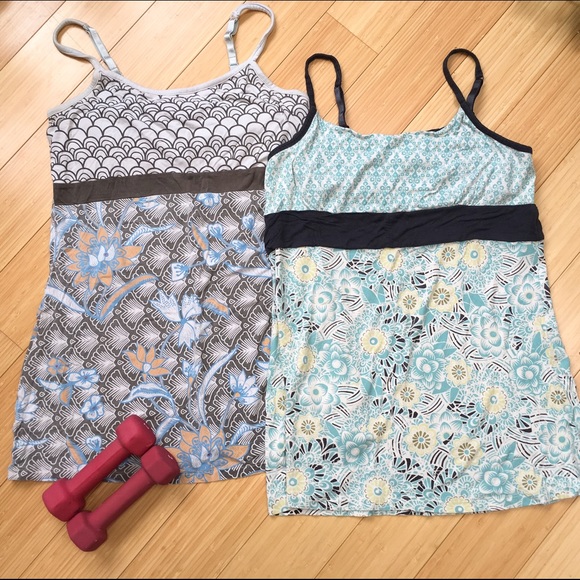 Athleta Tops - Athleta yoga tanks, sz M medium, lot of 2