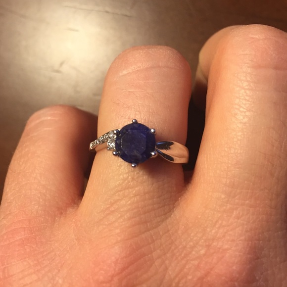 NEW!!! Genuine Sapphire & White Sapphire Ring