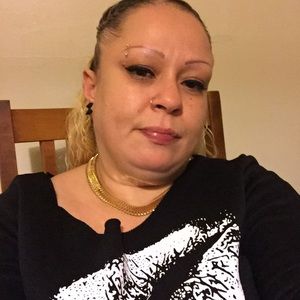 Meet your Posher, Lucy