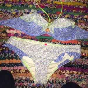 VS ruffle bikini