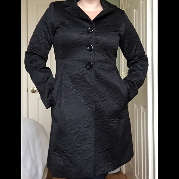 Black dressy coat from White House Black Market