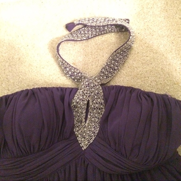 Formal halter dress - Picture 2 of 2