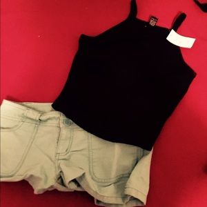 Black crop top NWT