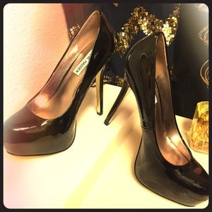 Black Steve Madden 💋price drop💋