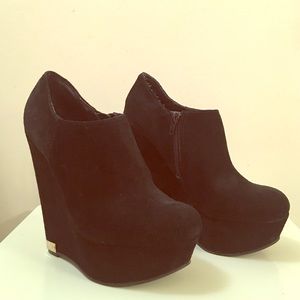 Steve Madden Hearo Bootie in Black Size: 8