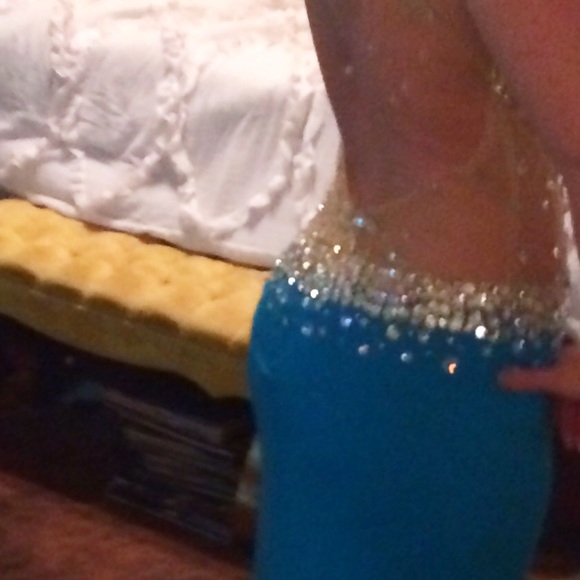 SOLD on Mer Jovani Blue Nude & crystal formal - Picture 2 of 3