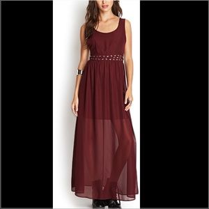 Lace up maxi dress 🍷