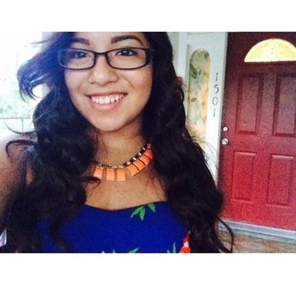 Meet your Posher, Leslie