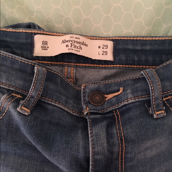 SOLD - Abercrombie and Fitch Super Skinny Jeans - Picture 2 of 3
