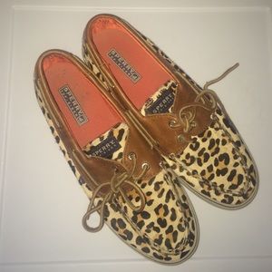 Cheetah print sperrys