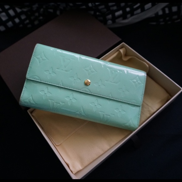 Louis Vuitton Handbags - 🚫SOLD Authentic Louis Vuitton Vernis Wallet