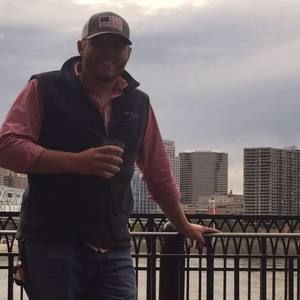 Meet your Posher, Avery