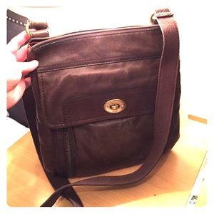 SALE 💕Fossil Brown Leather Crossbody Bag