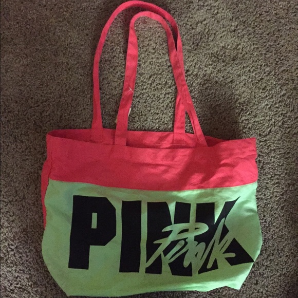 Brand new vs bag nwt