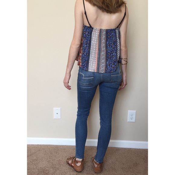Boho Patterned Crop Top - Picture 4 of 4