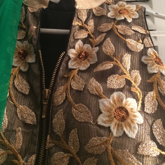 Green & black Anarkali with black sharara pants - Picture 4 of 4